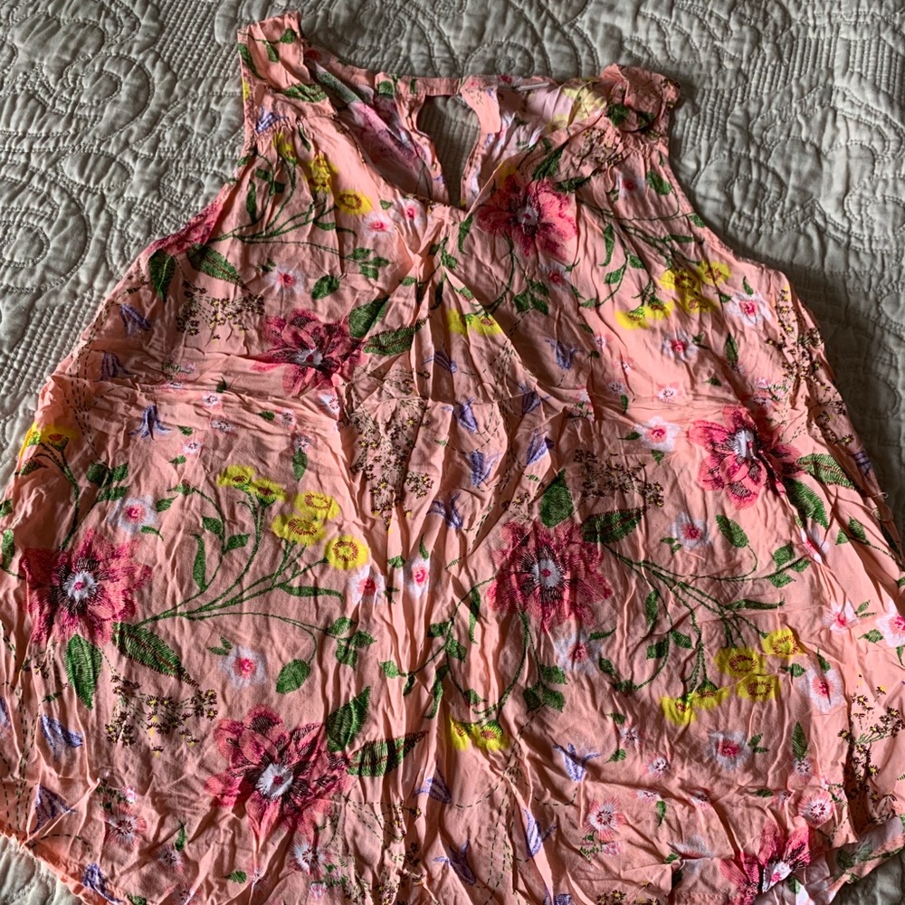 Old Navy sleeveless top